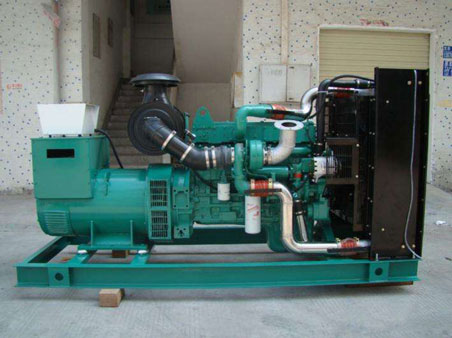 福海1100kw康明斯柴油发电机组图片 福海1100kw康明斯柴油发电机组图片